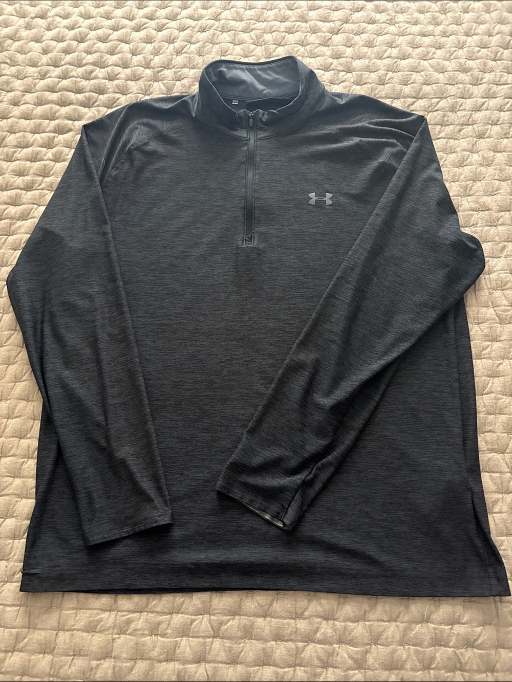 Under Armour Men's Dark Grey Quarter-Zip Performance Top